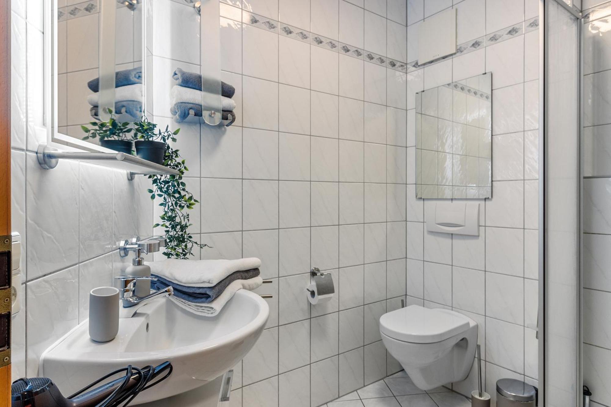 Winetime - Fuer 3 - Naehe Madenburg - Burg Landeck Apartment Eschbach  Екстериор снимка